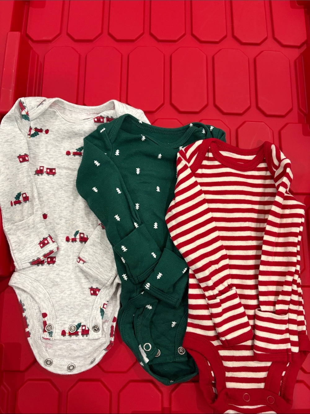 NB Carters Holiday Body Suits. 3pk
